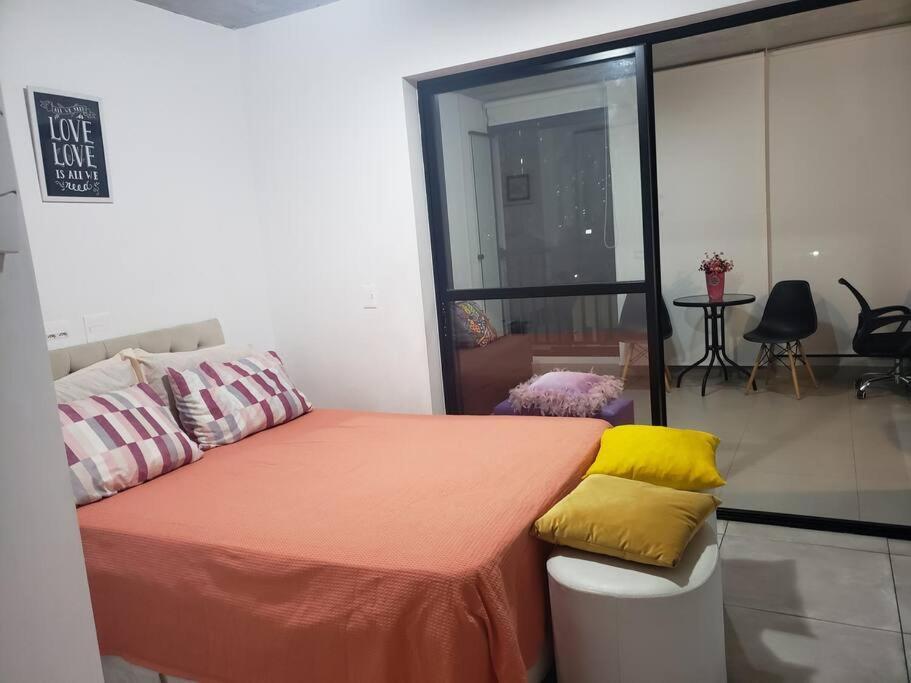 Lindo Studio No Bom Retiro Prox Ao Anhembi Sambodromo Com Wifi São Paulo Ngoại thất bức ảnh